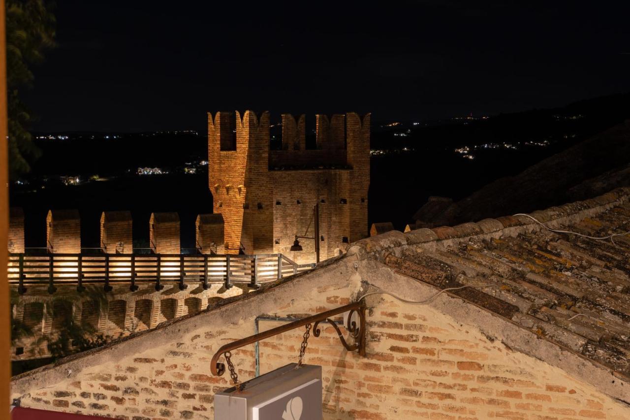 Civiconove Affittacamere Gradara Εξωτερικό φωτογραφία