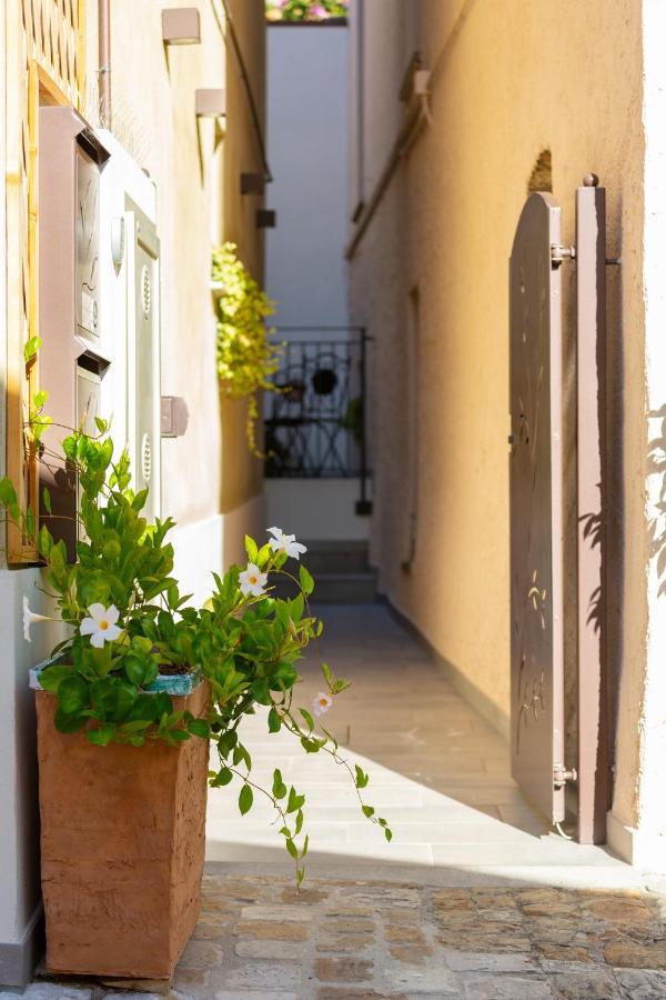 Civiconove Affittacamere Gradara Εξωτερικό φωτογραφία